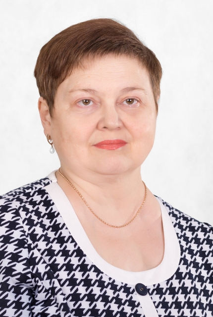 Колпакова Ольга Геннадьевна.  Заведующая подготовительным отделением. Преподаватель по классу фортепиано и синтезатора.